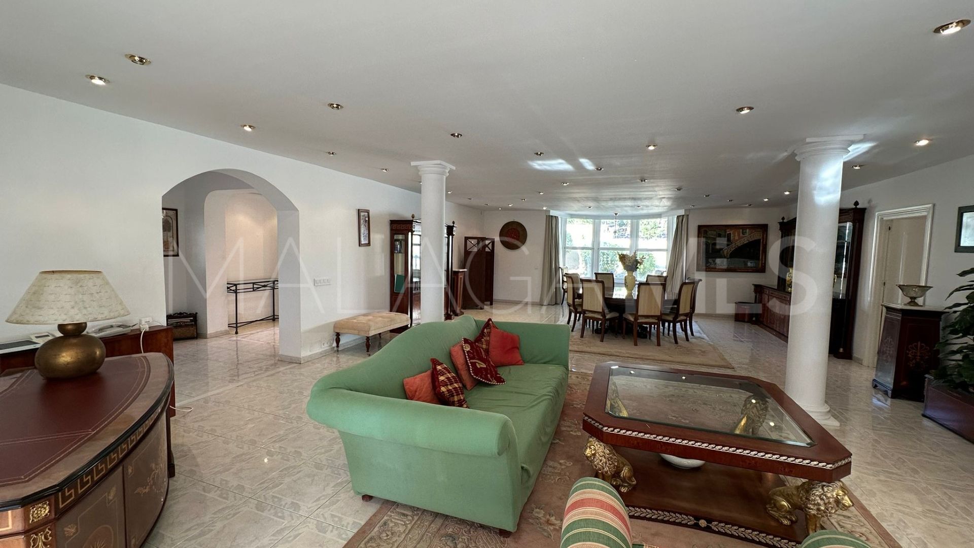 Villa for sale in Marbesa