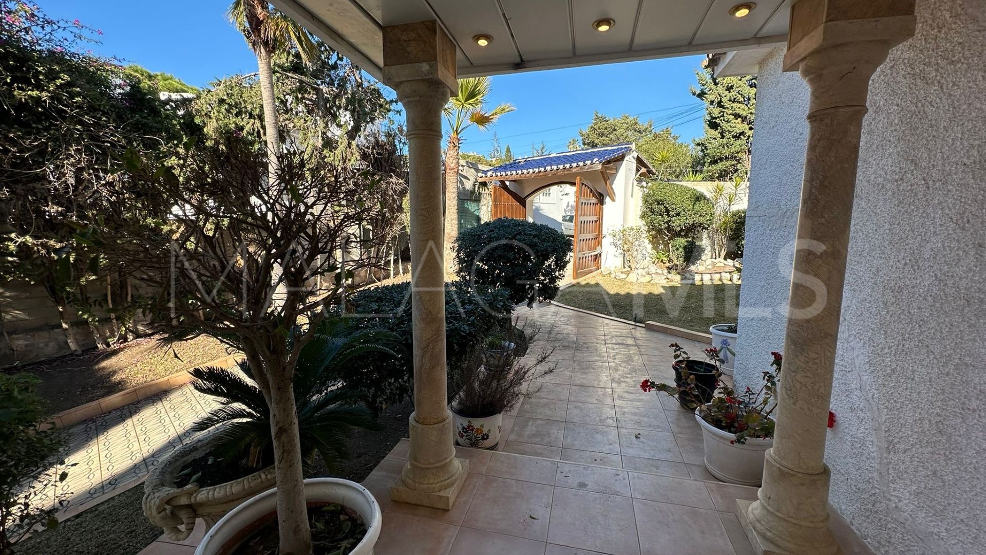 Villa for sale in Marbesa
