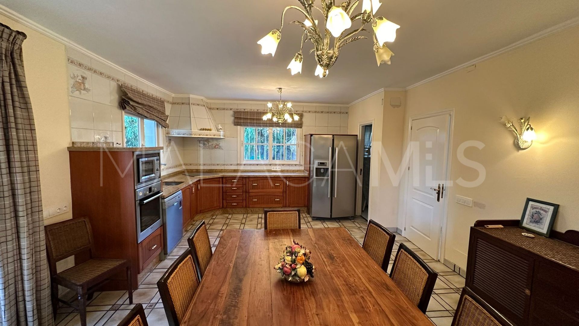 Villa for sale in Marbesa