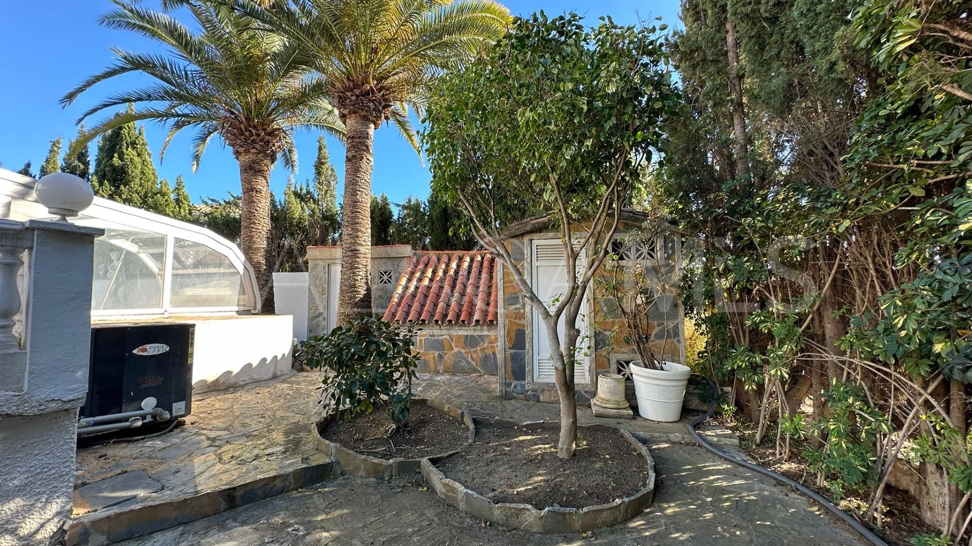 Villa for sale in Marbesa