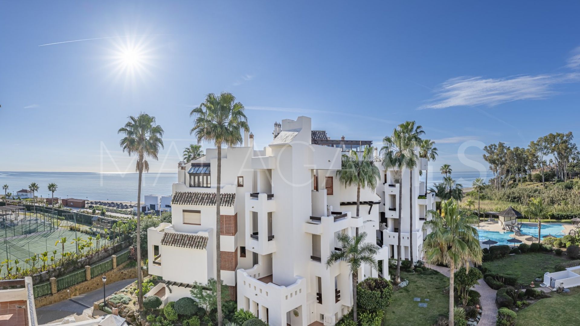 Apartamento planta baja for sale with 3 bedrooms in Bahía del Velerín