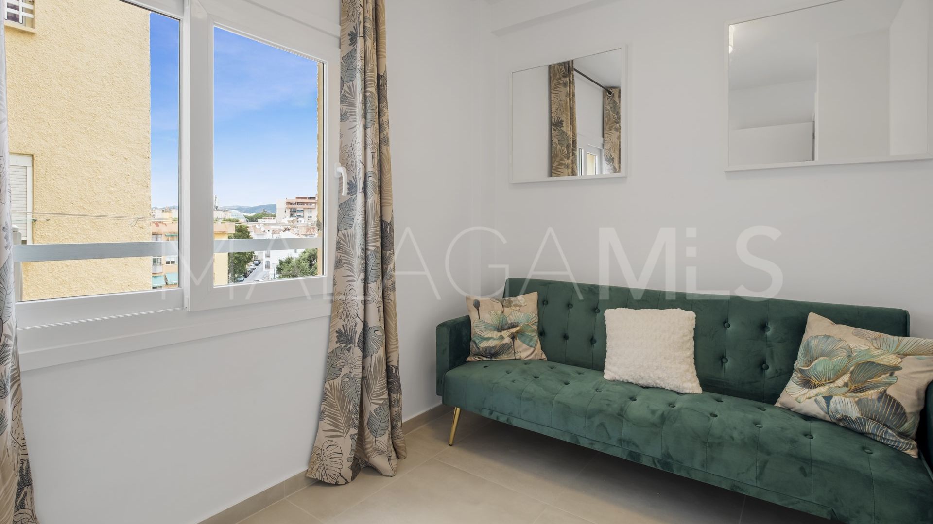 Apartamento with 3 bedrooms for sale in Estepona Ciudad