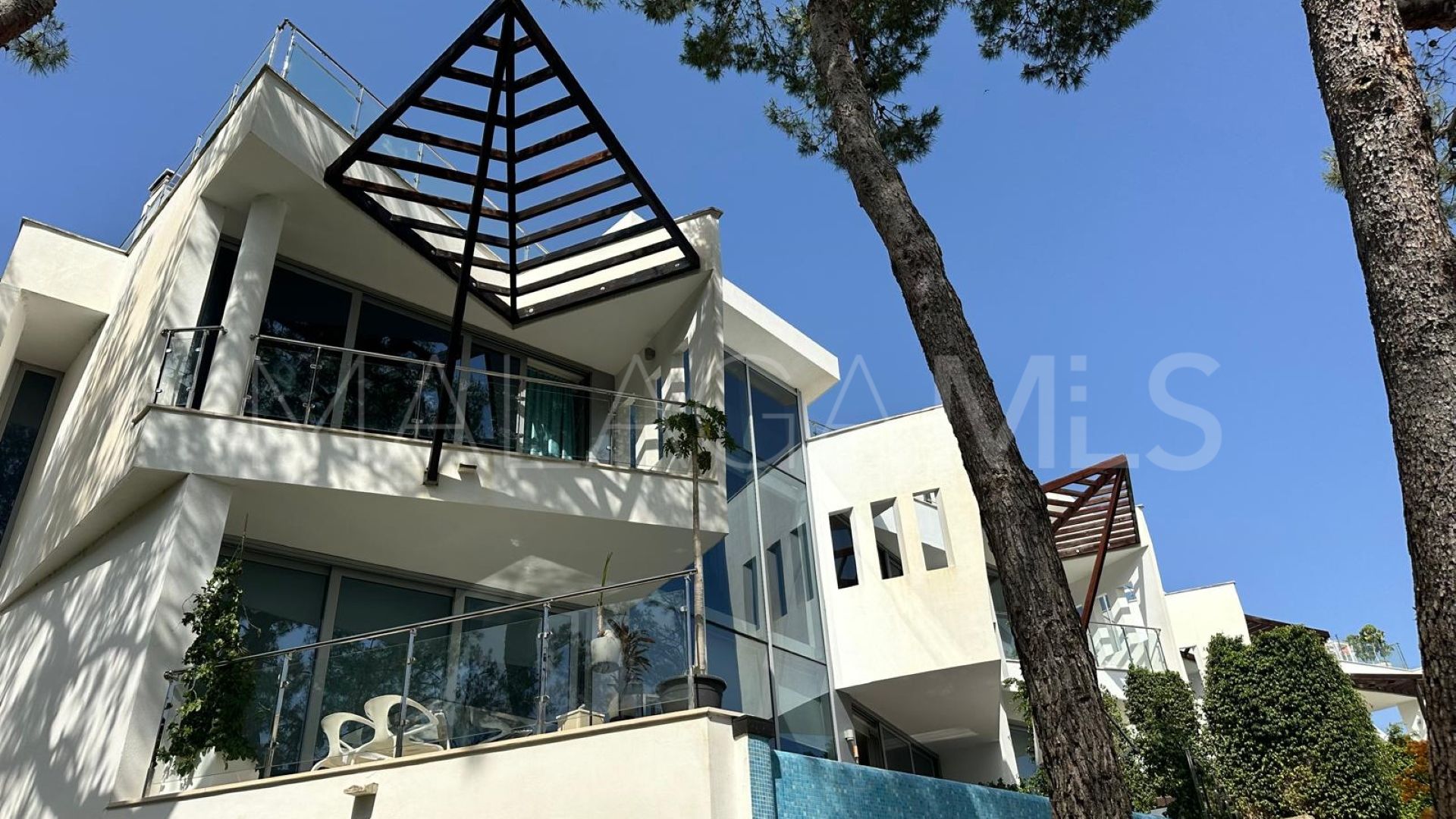 Maison de ville for sale in Meisho Hills