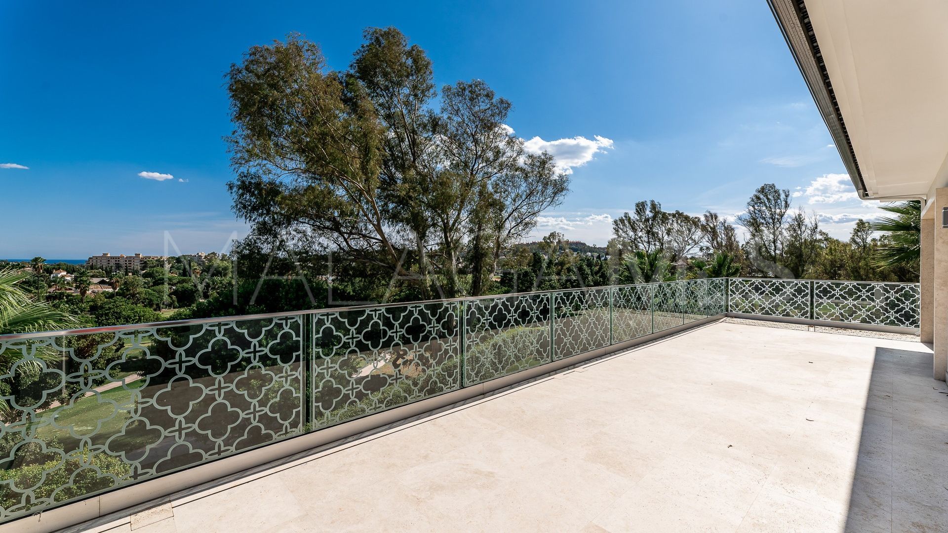 Villa with 5 bedrooms for sale in Supermanzana H