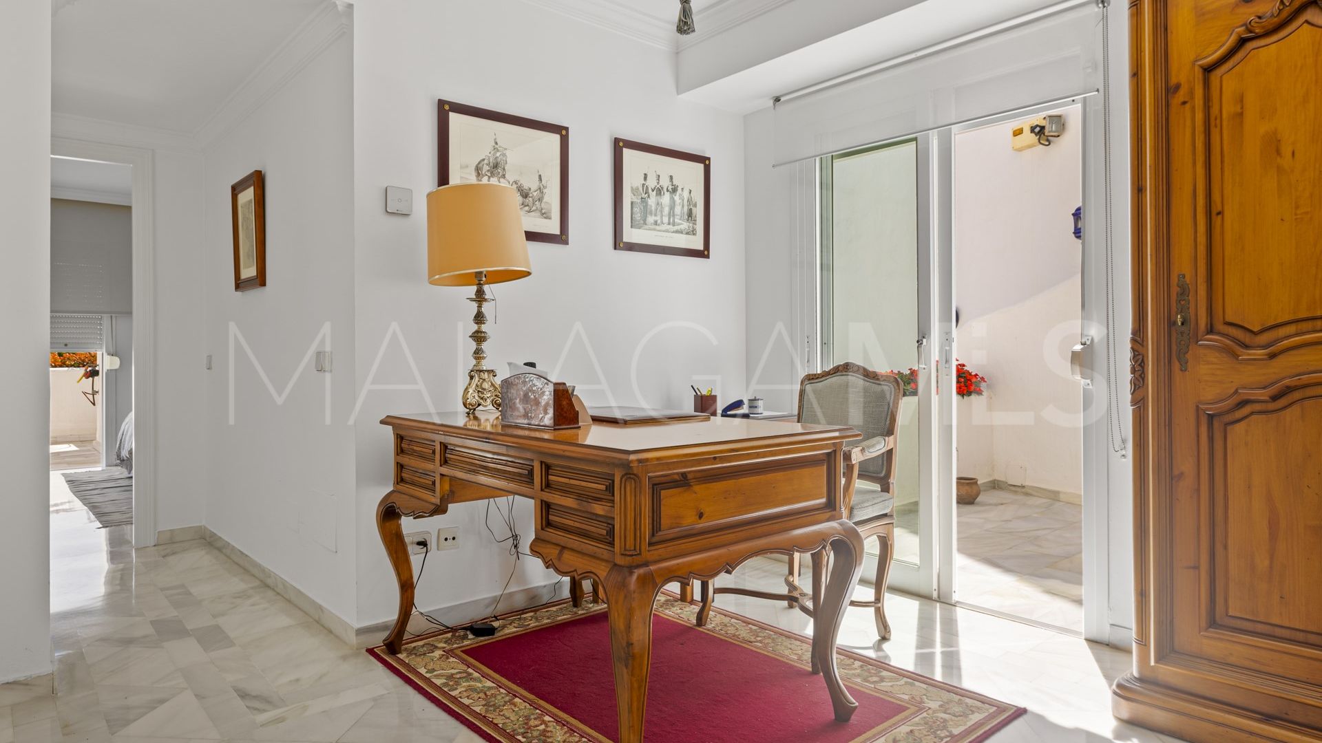 For sale town house in Los Toreros with 4 bedrooms