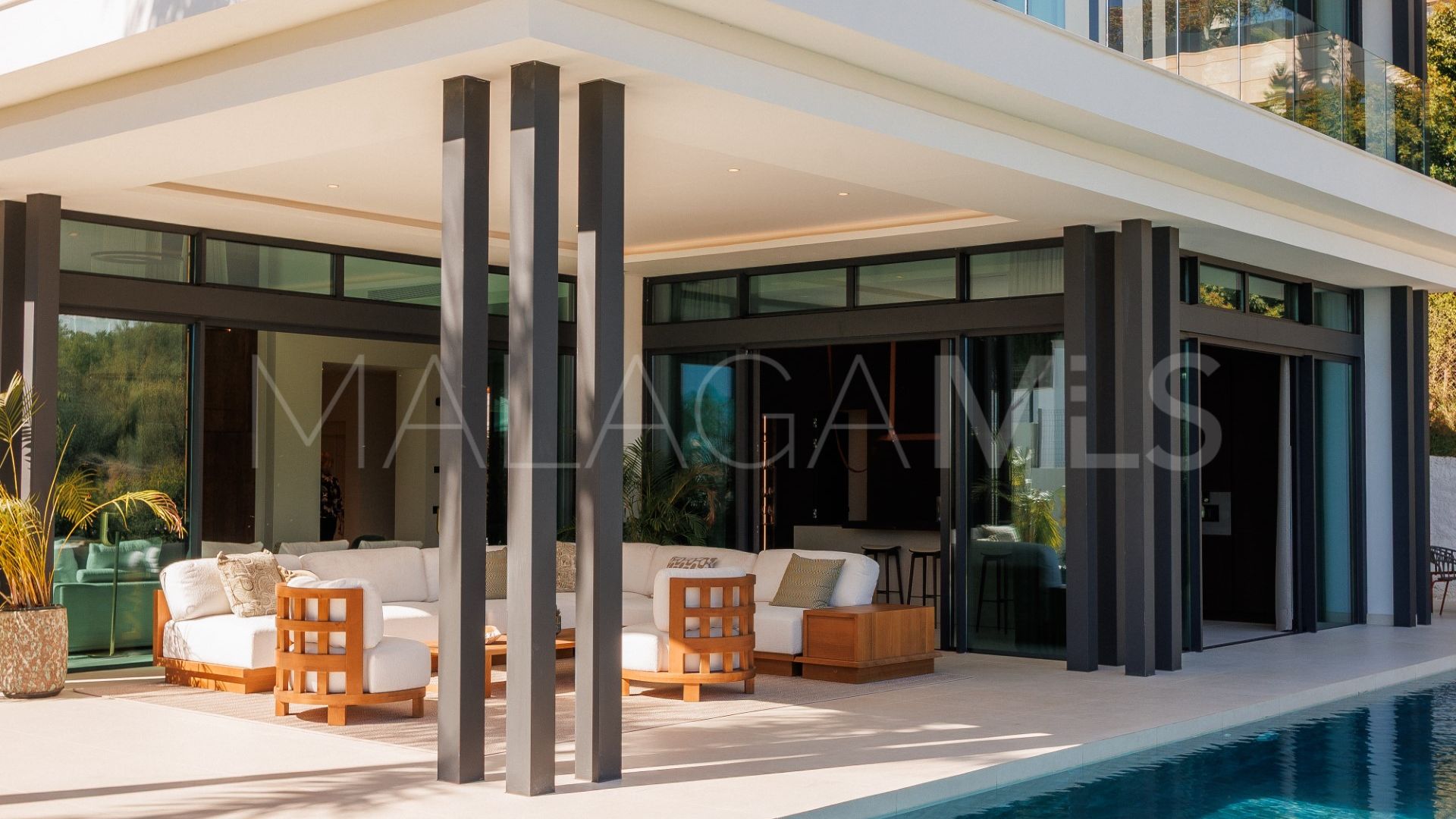 Villa for sale in Lomas del Rey
