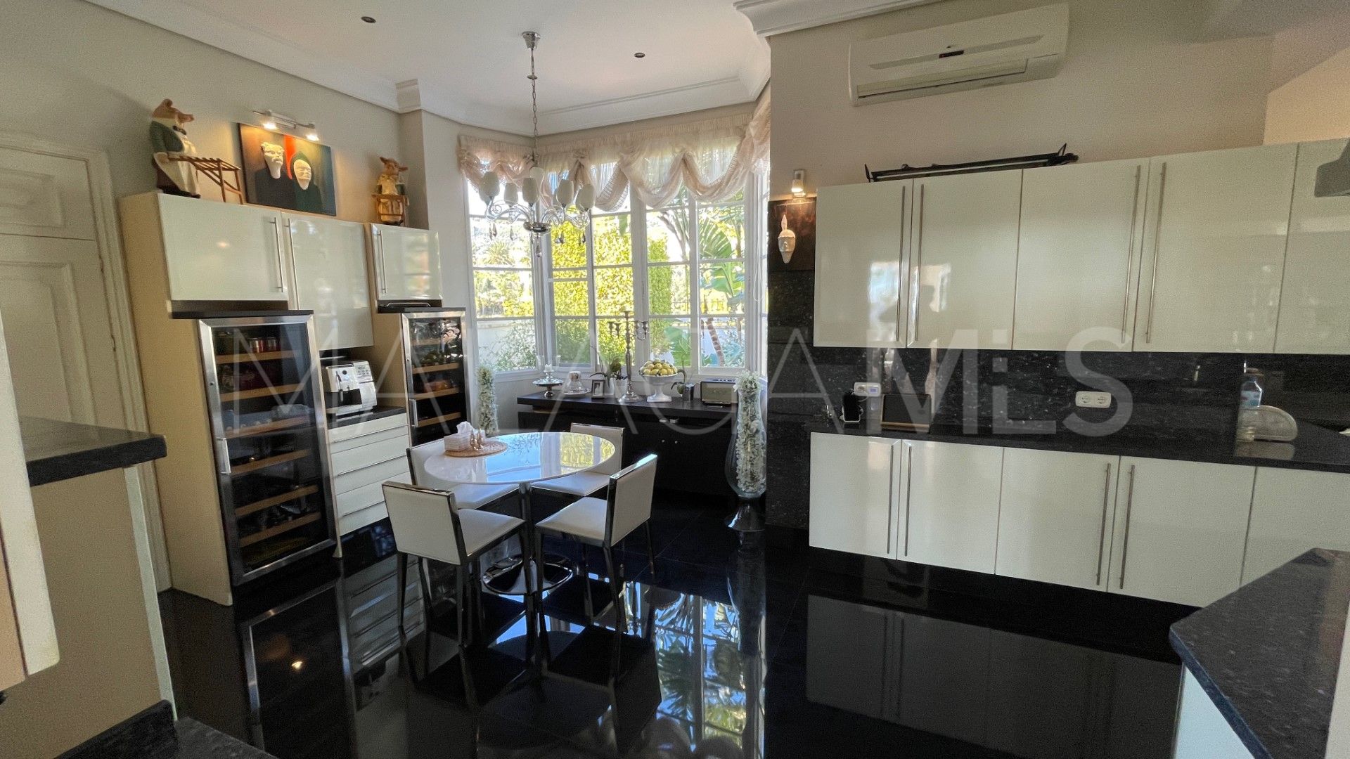Villa for sale in Mijas Pueblo