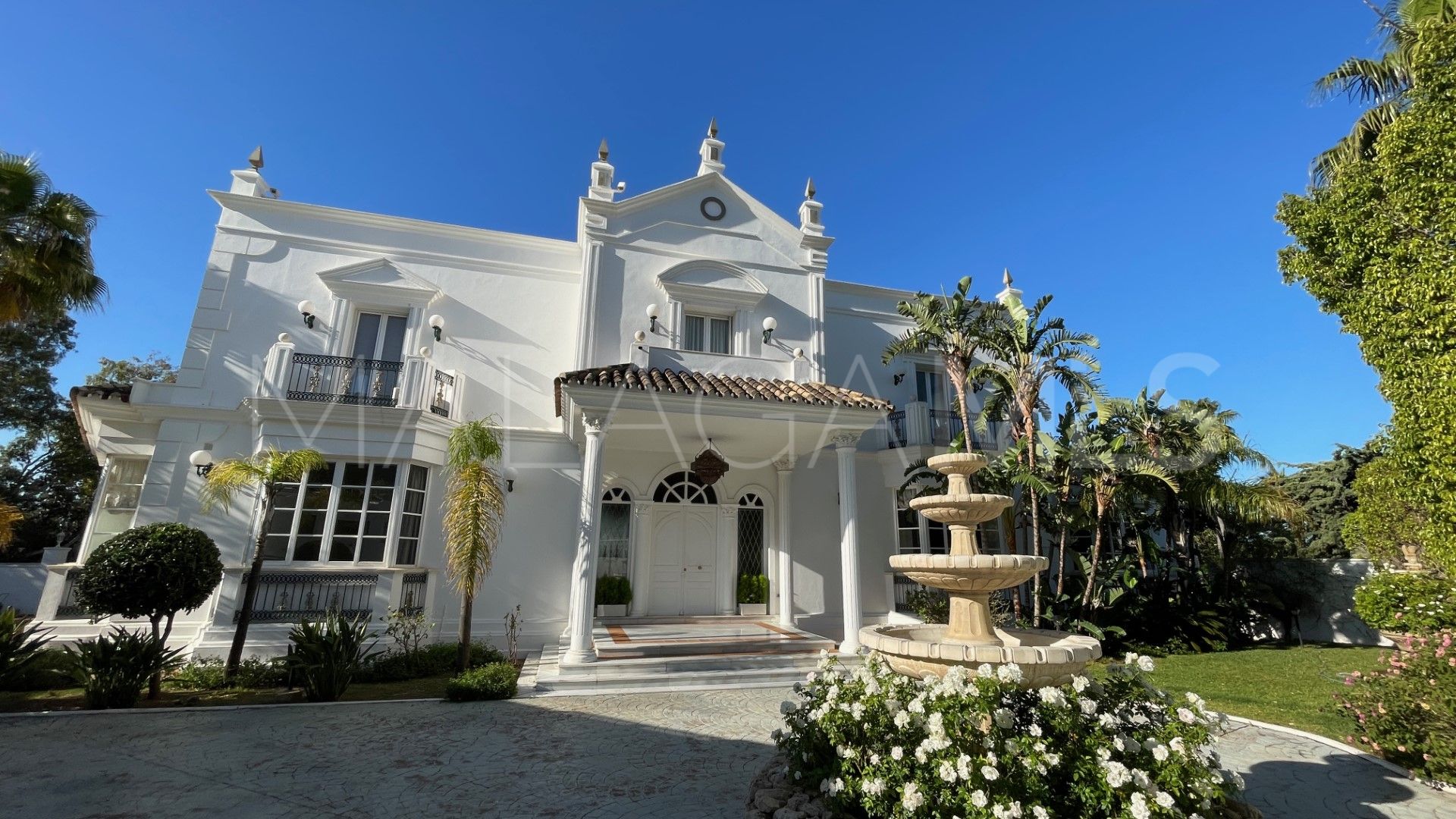 Villa for sale in Mijas Pueblo