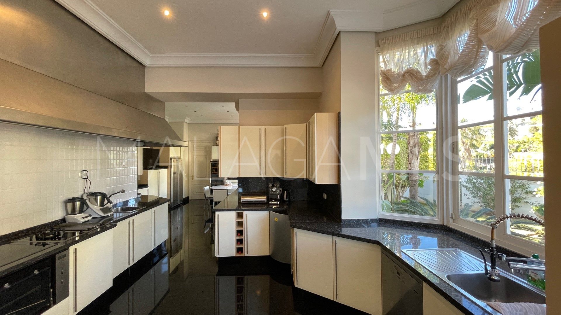 Villa for sale in Mijas Pueblo