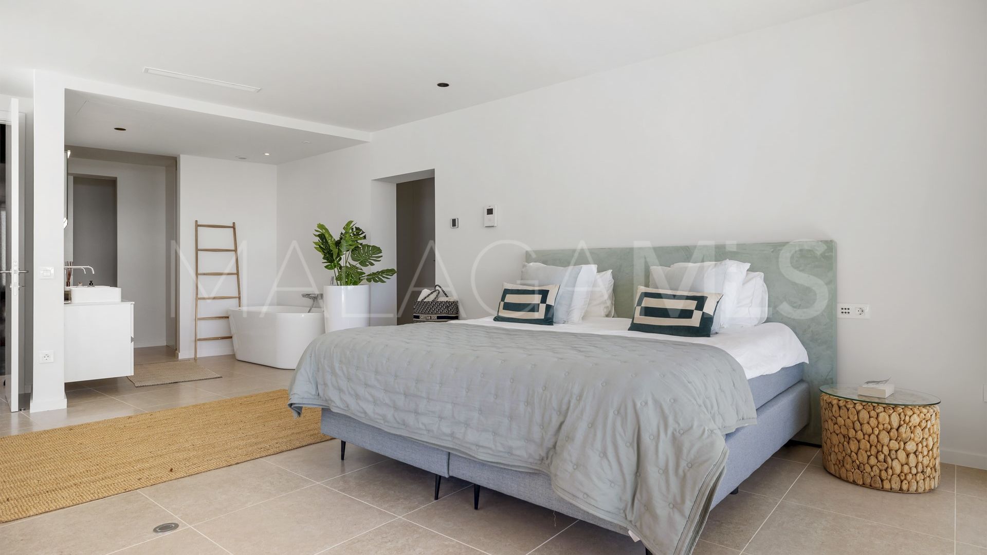 Villa for sale in La Alqueria