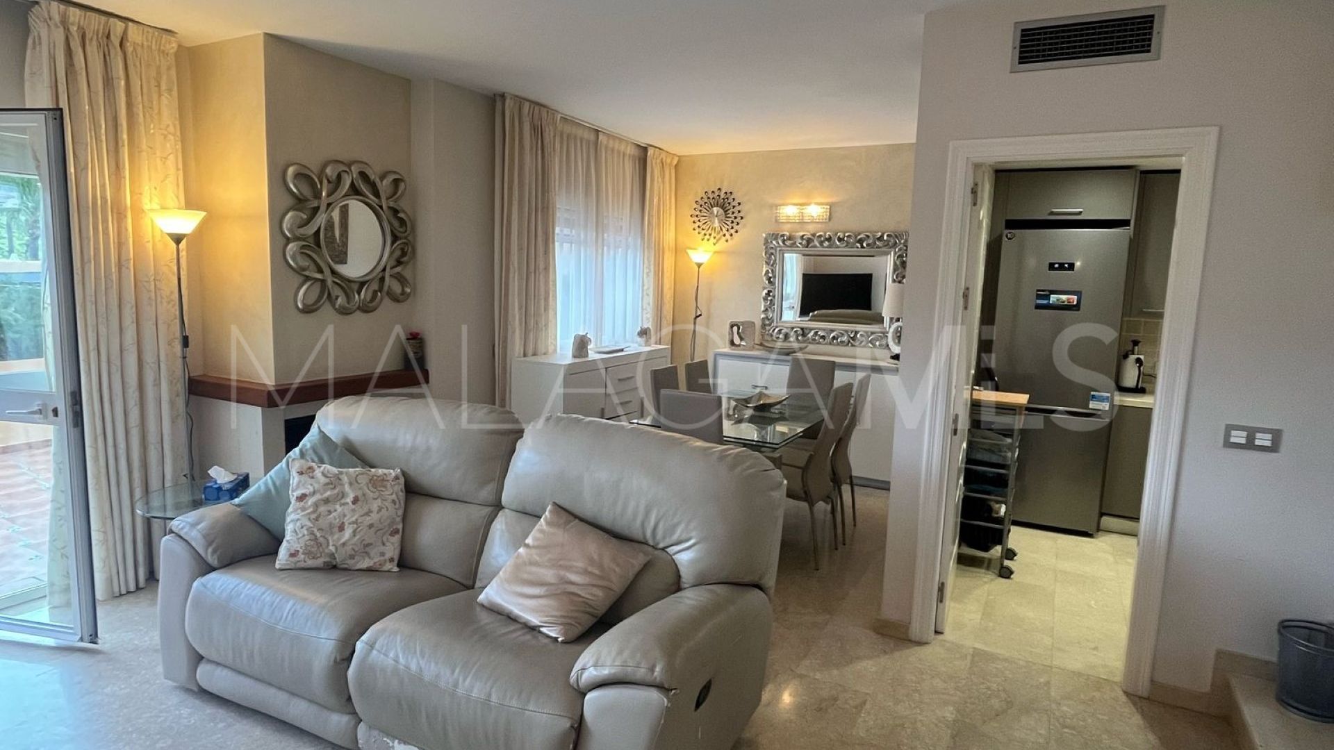 Maison de ville for sale in Condes de Iza