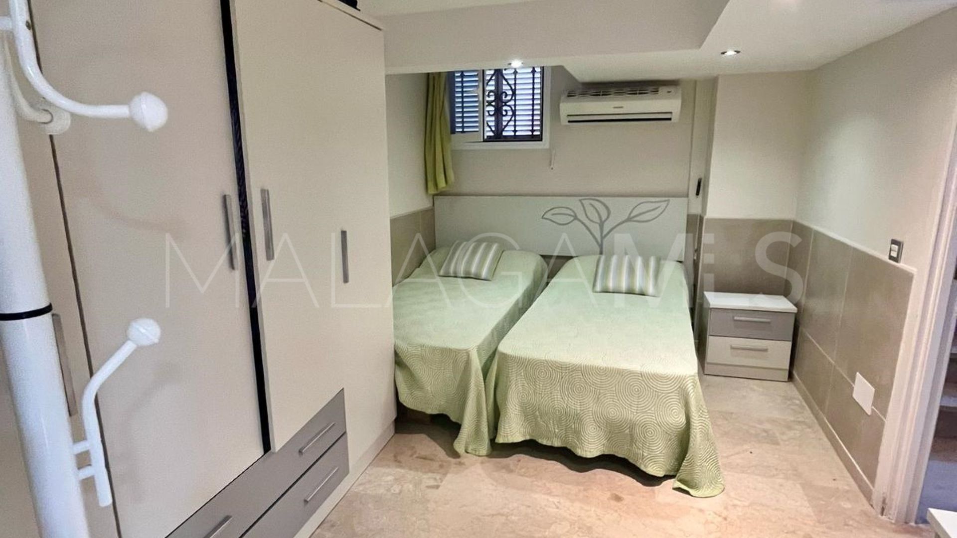 Maison de ville for sale in Condes de Iza