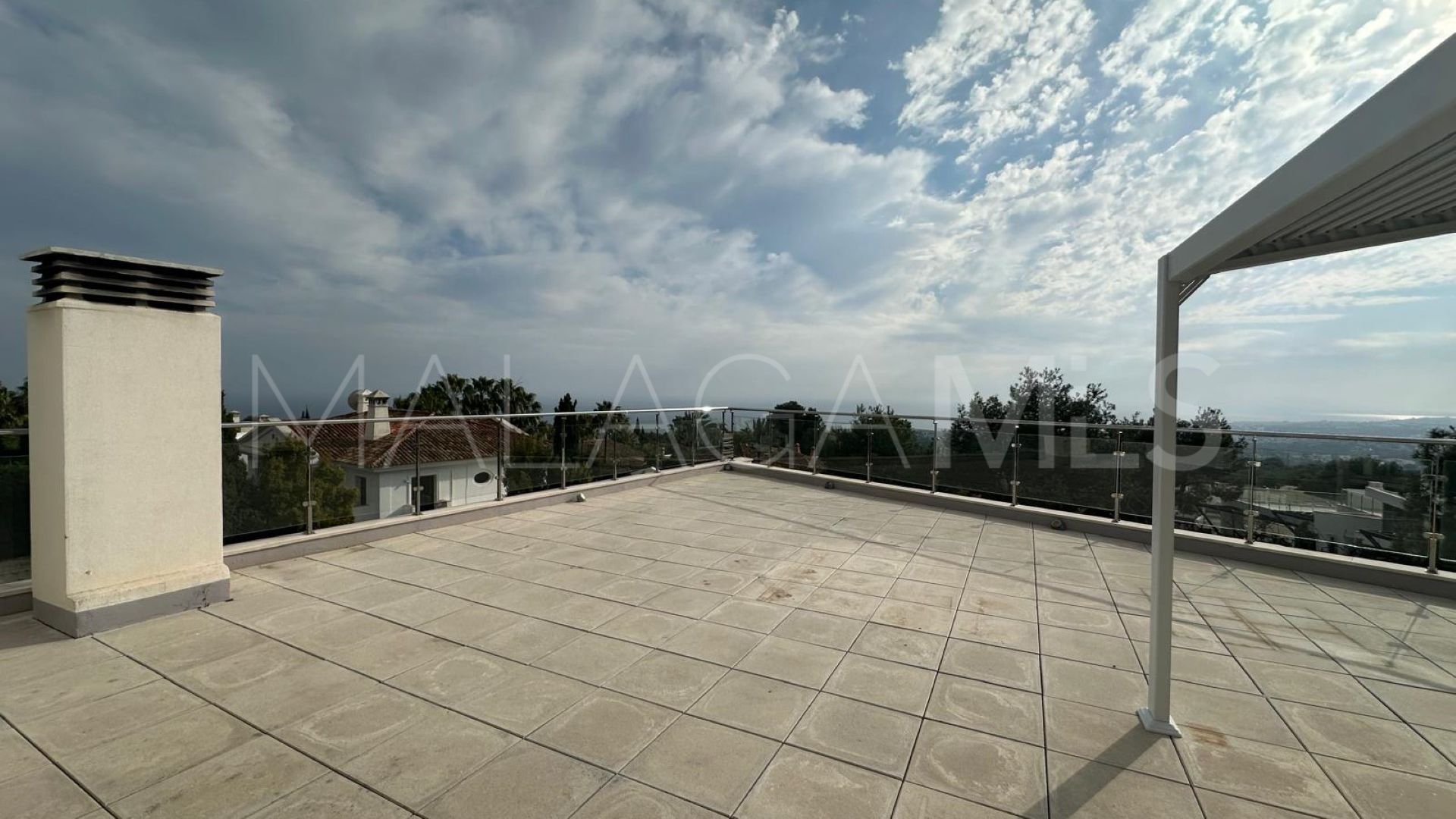 Radhus for sale in Meisho Hills