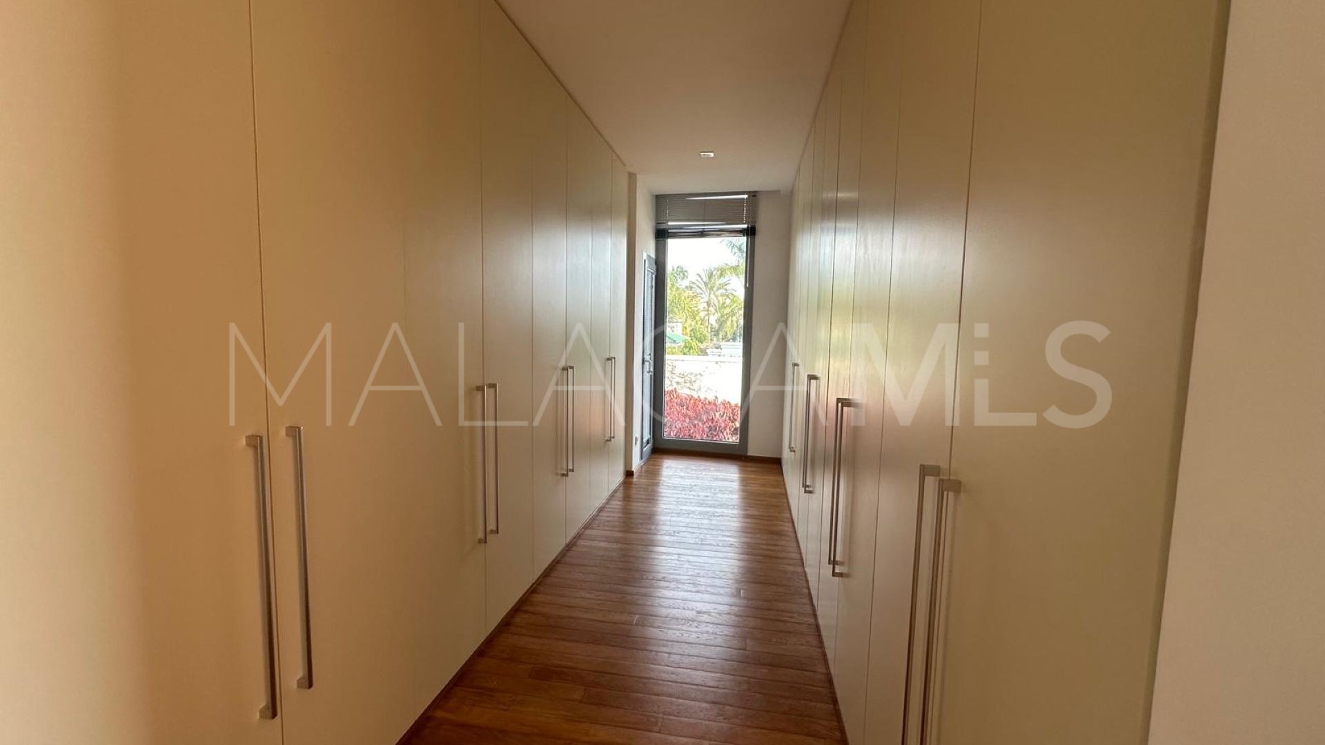 Radhus for sale in Meisho Hills