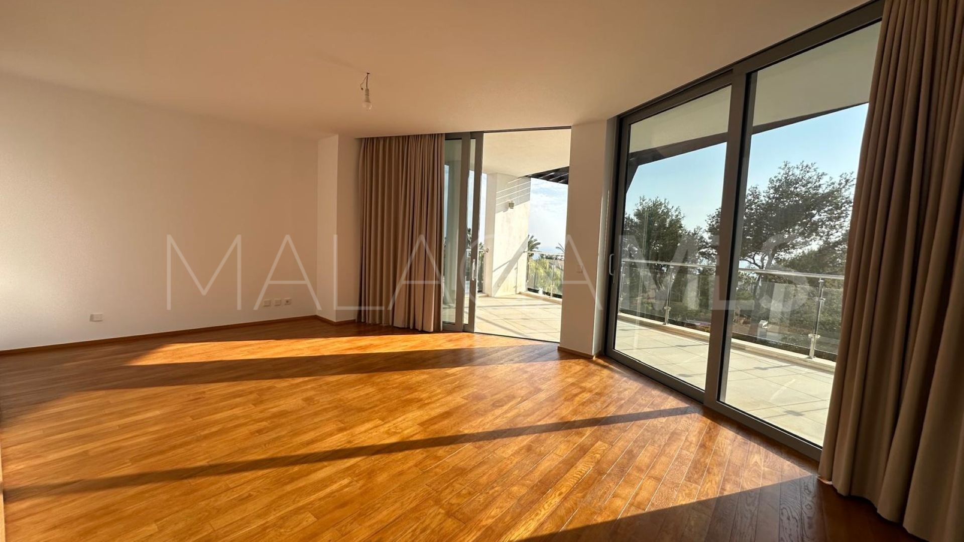 Radhus for sale in Meisho Hills