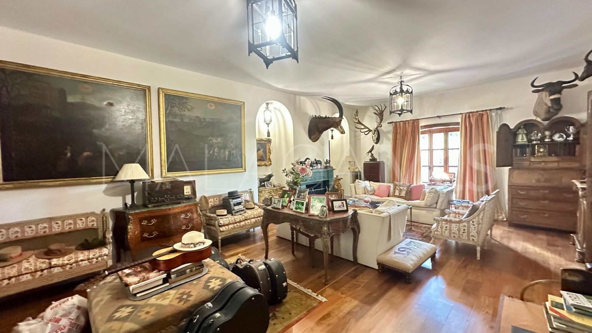 Villa for sale in Guadalmina Alta