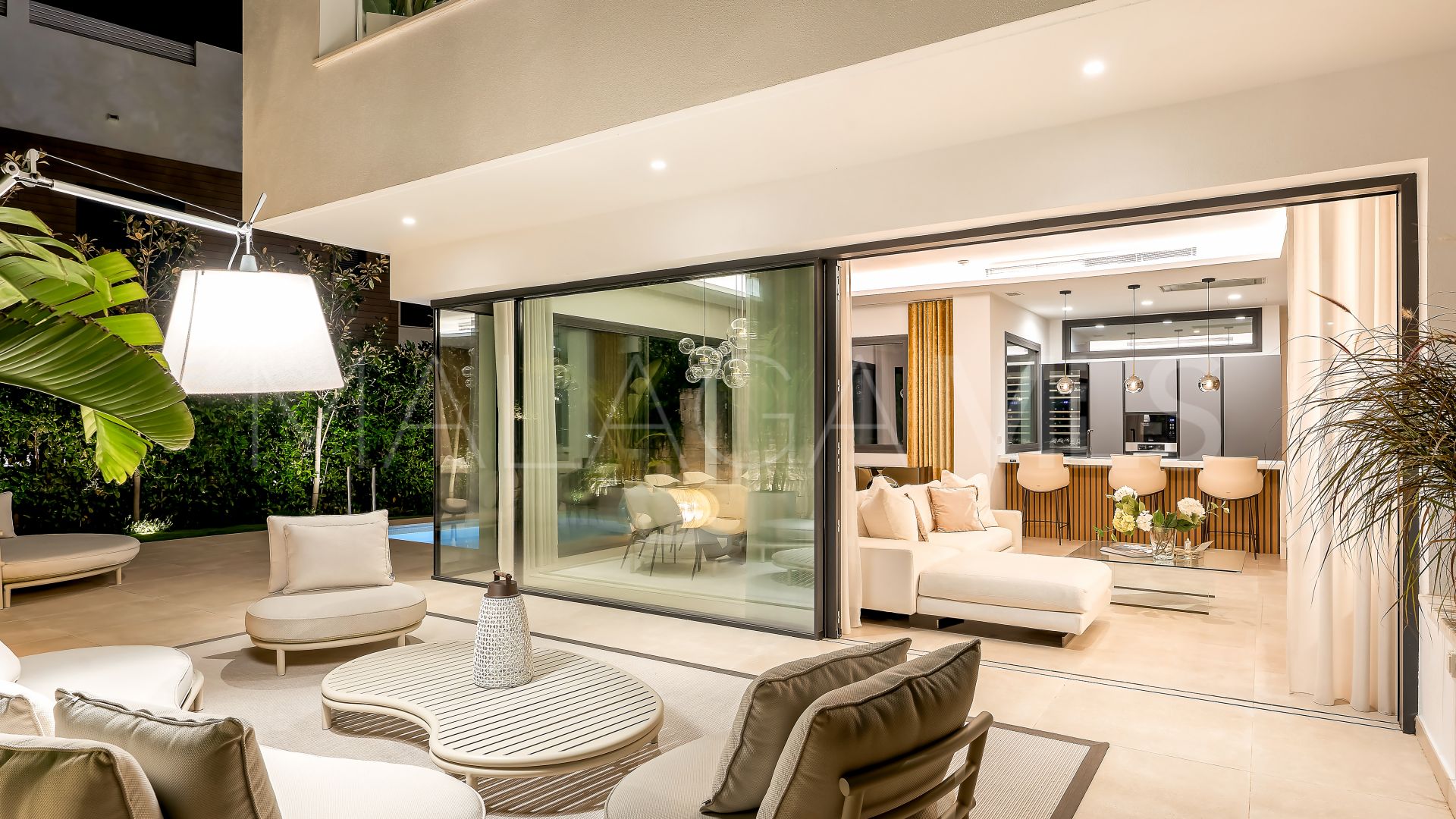 Villa for sale in Sierra Blanca