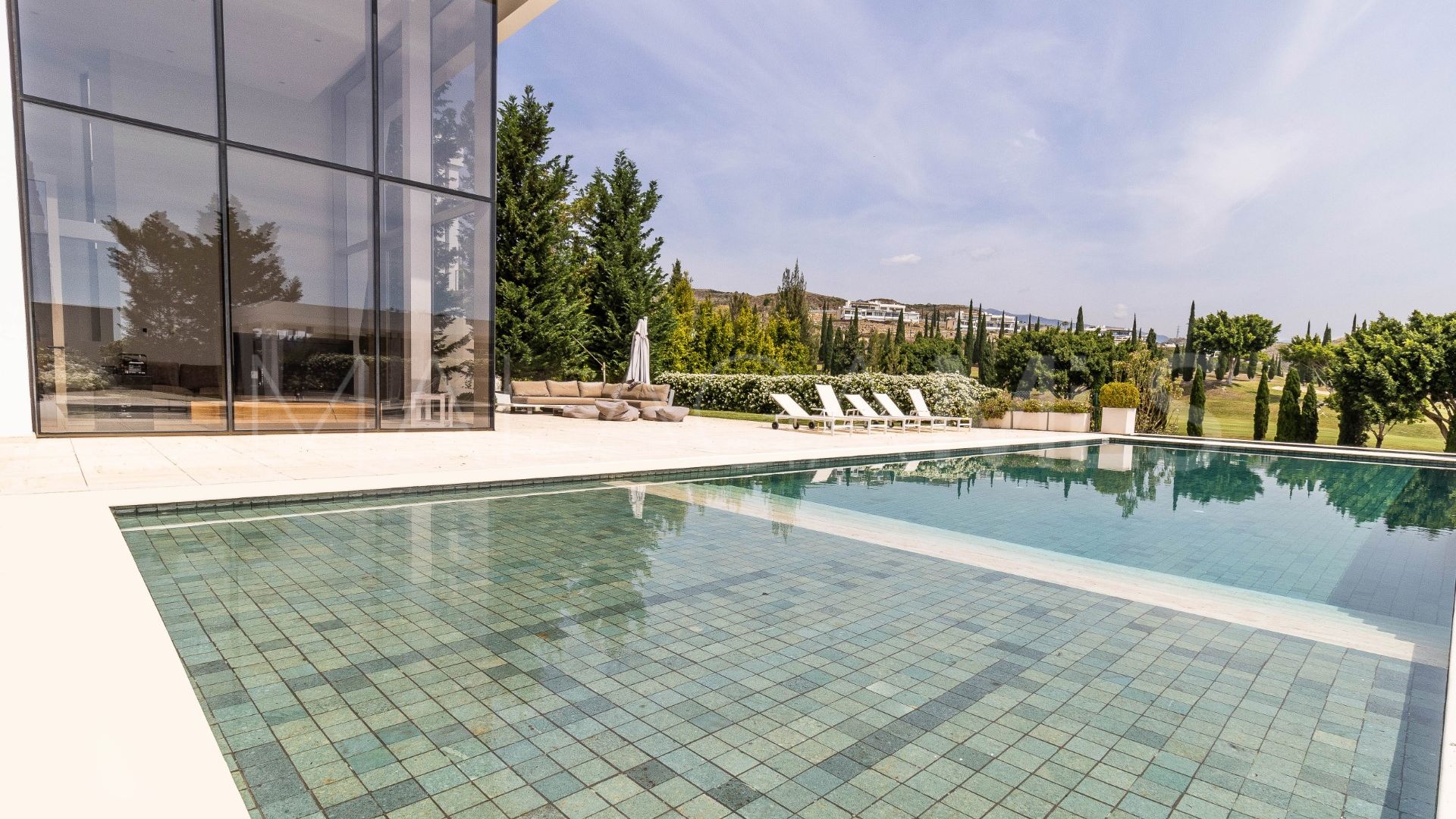 Villa for sale in Los Flamingos Golf