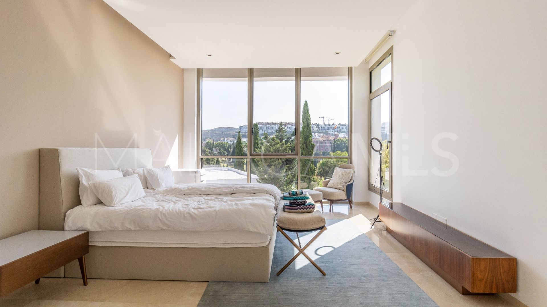 Villa for sale in Los Flamingos Golf