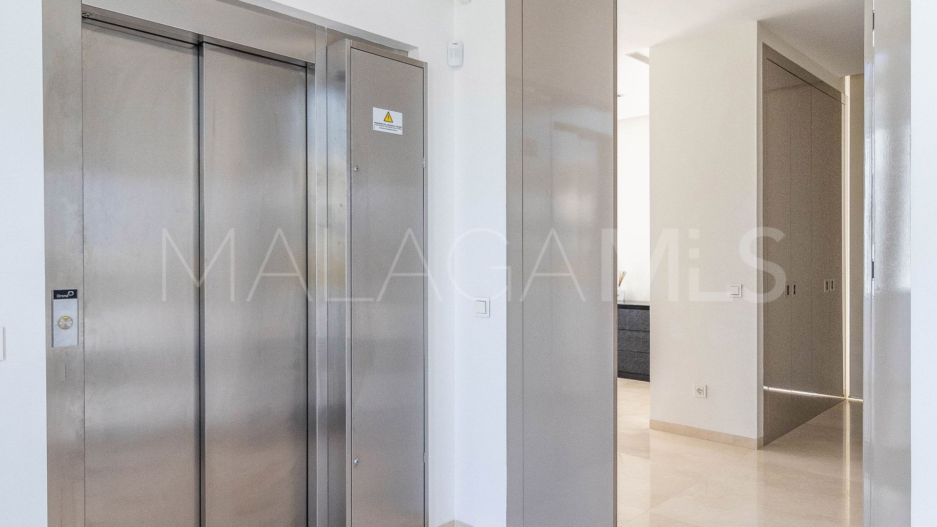 Villa for sale in Los Flamingos Golf