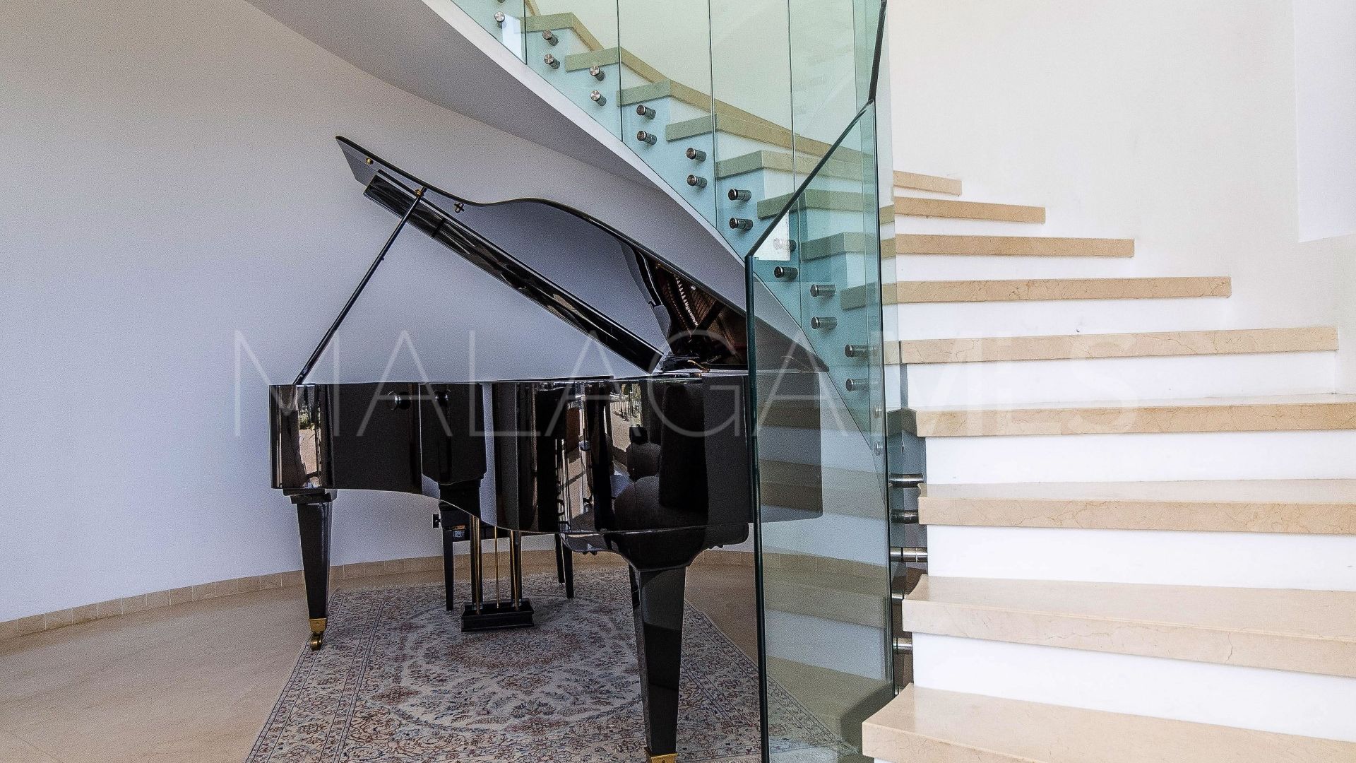 Villa for sale in Los Flamingos Golf