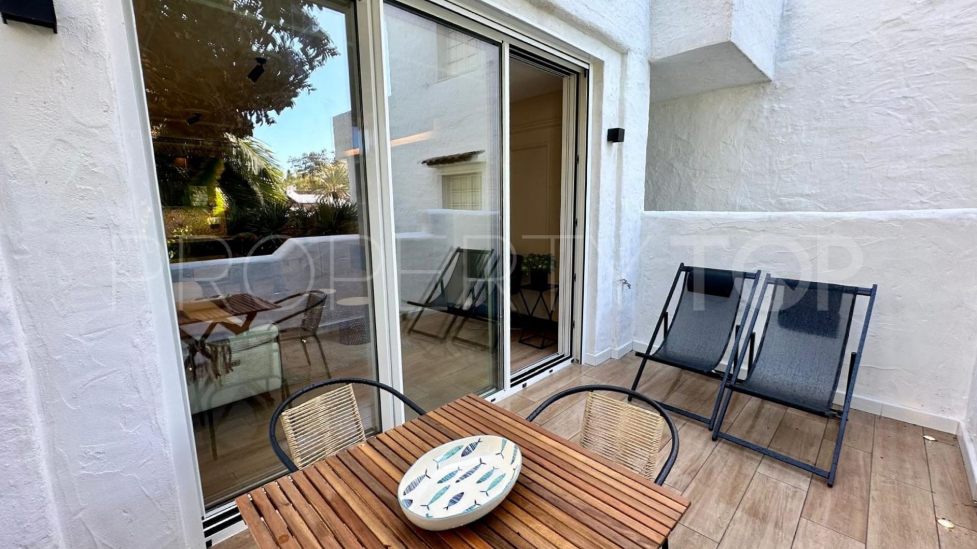 For sale ground floor apartment in Marina Puente Romano with 1 bedroom