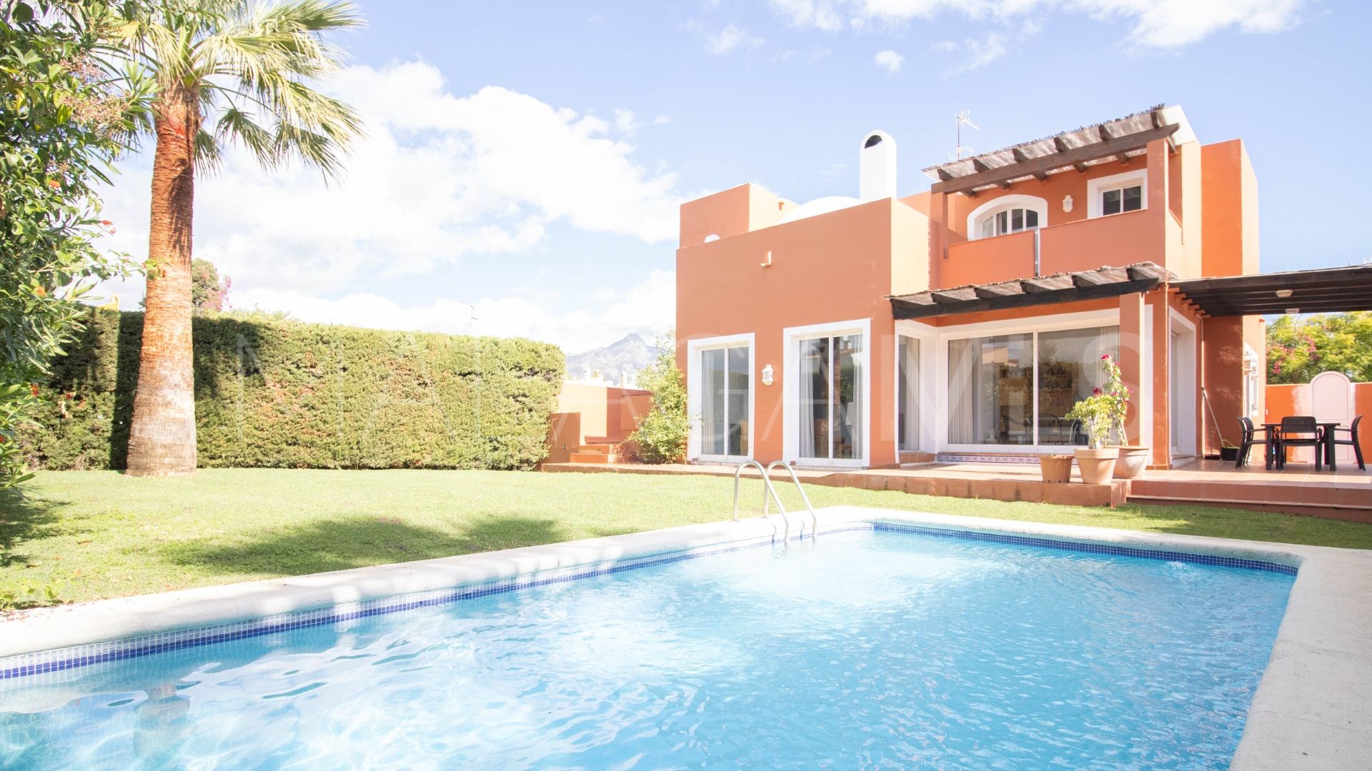 For sale villa in Altos del Rodeo with 3 bedrooms