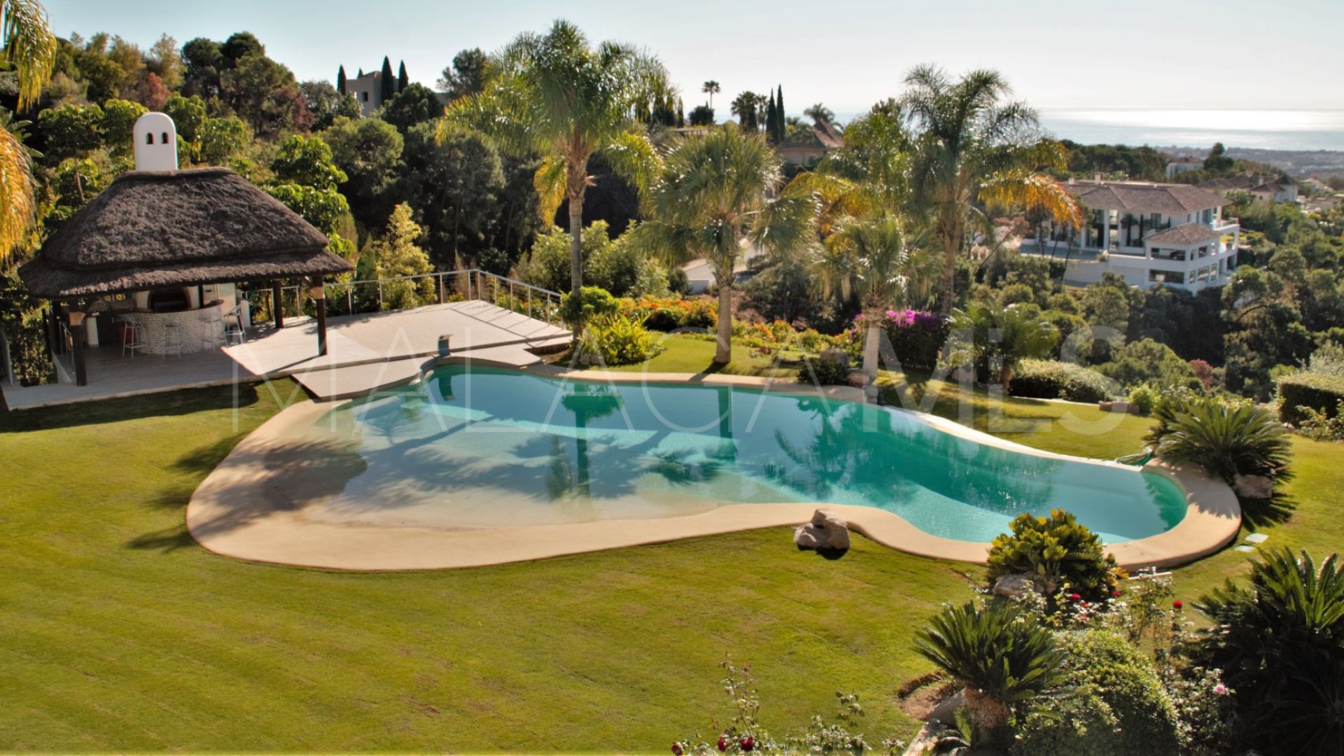 Buy villa in La Zagaleta with 7 bedrooms