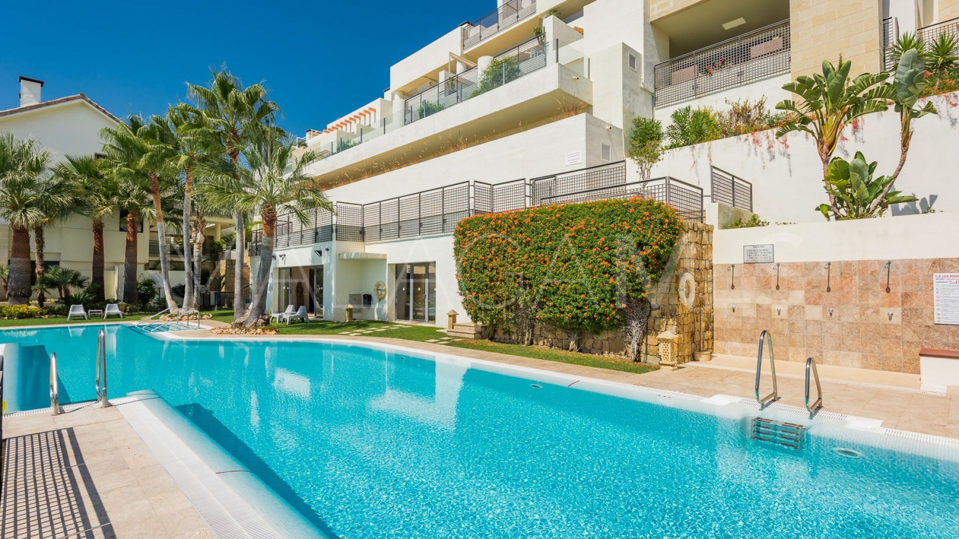 Appartement terrasse for sale in Los Monteros Hill Club