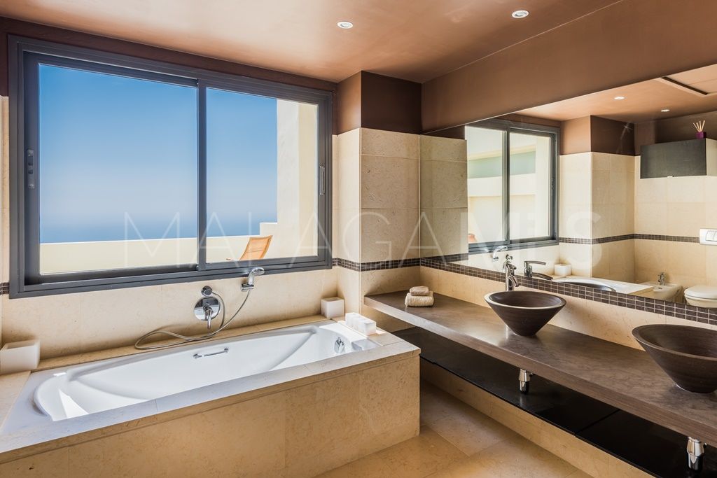 Appartement terrasse for sale in Los Monteros Hill Club
