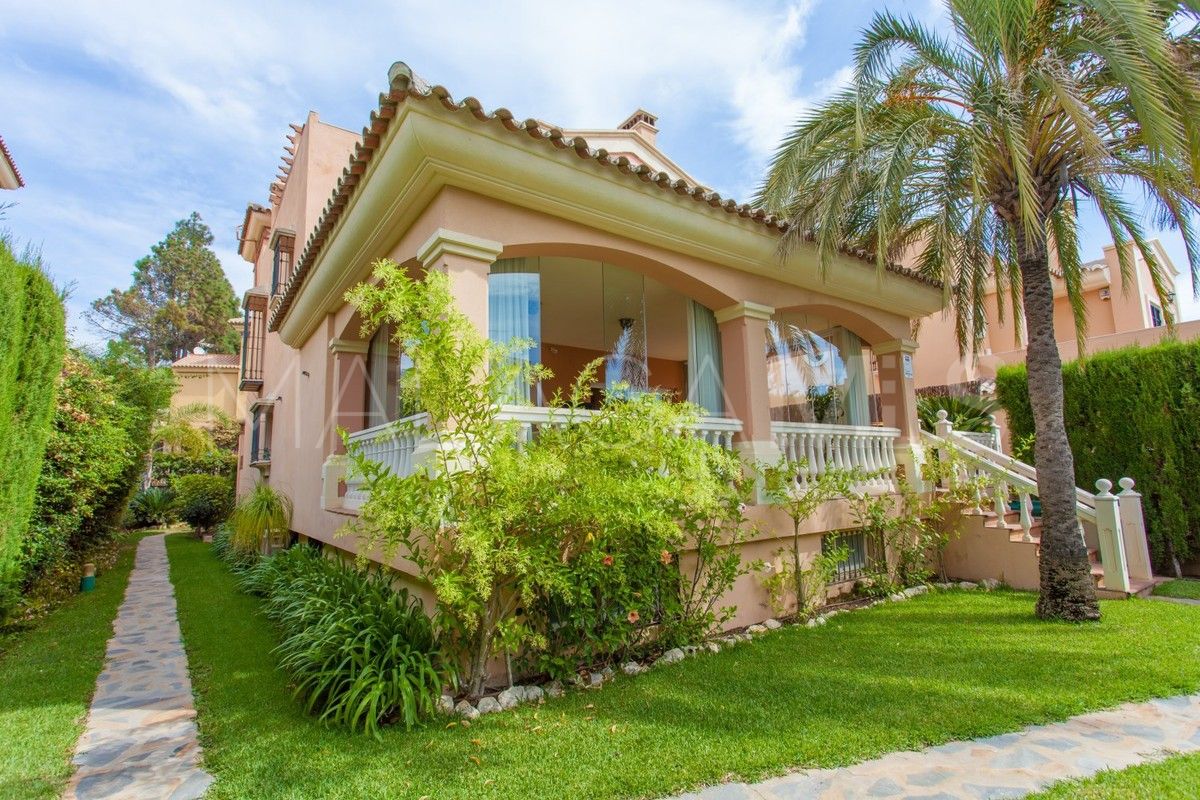 For sale villa in Marbella Centro