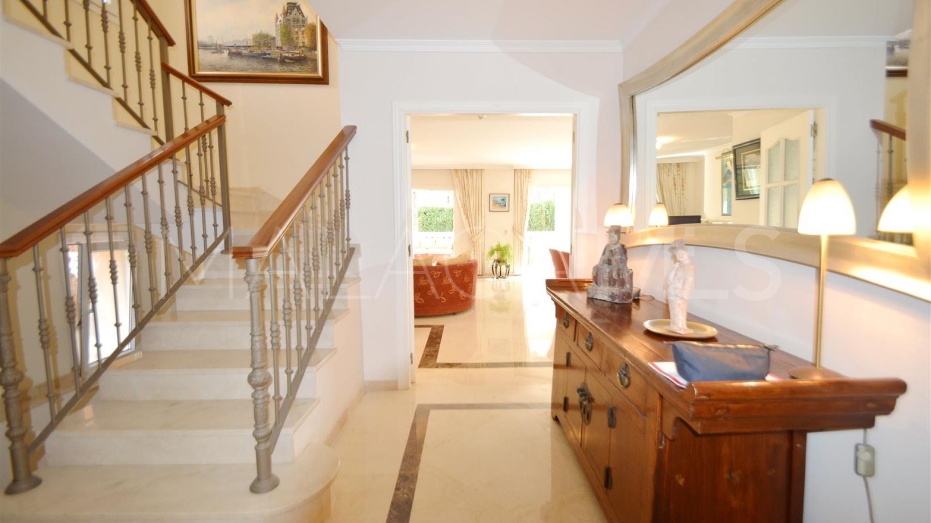 For sale villa in Marbella Centro