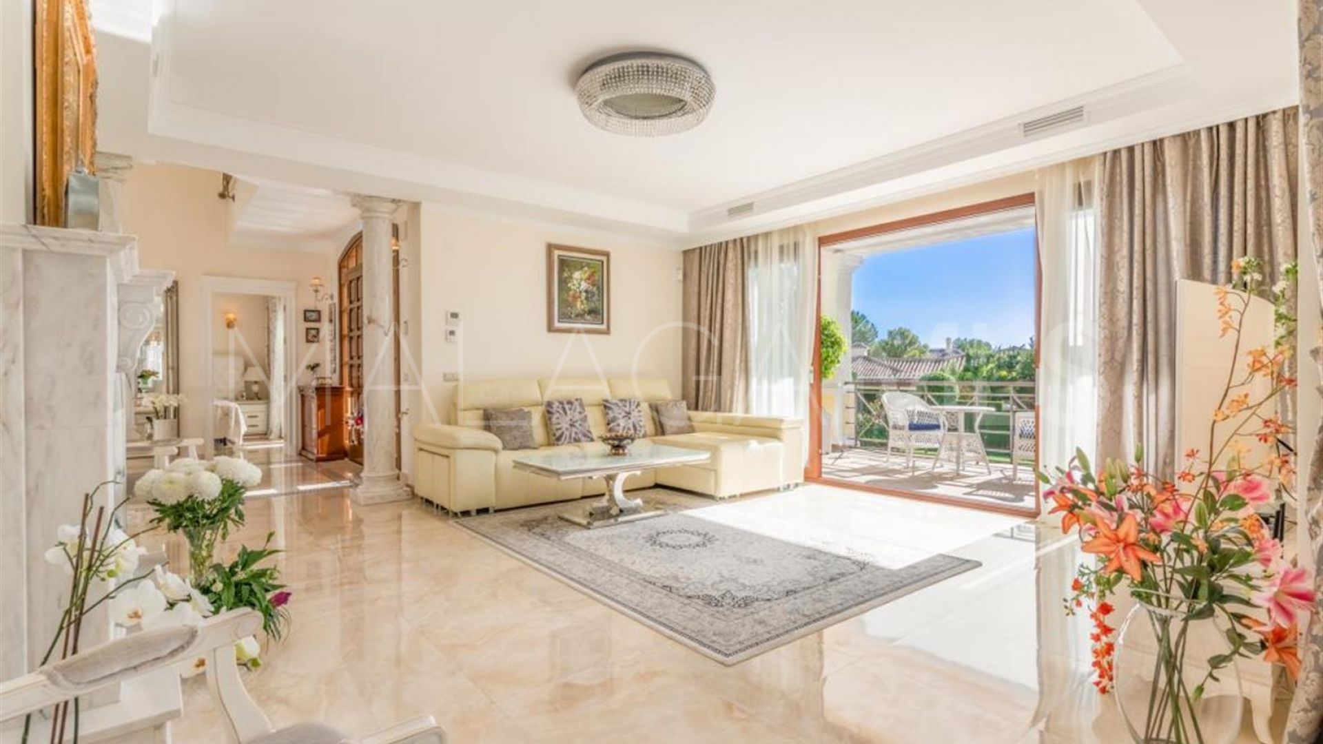 Villa for sale in Hacienda las Chapas
