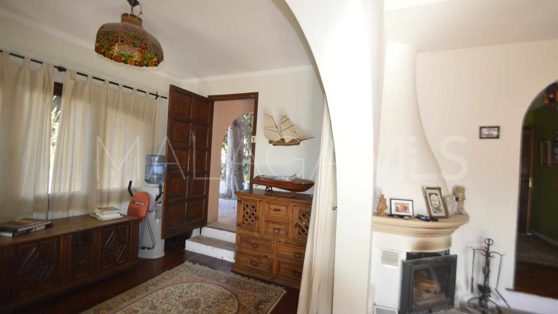 Villa for sale in Artola