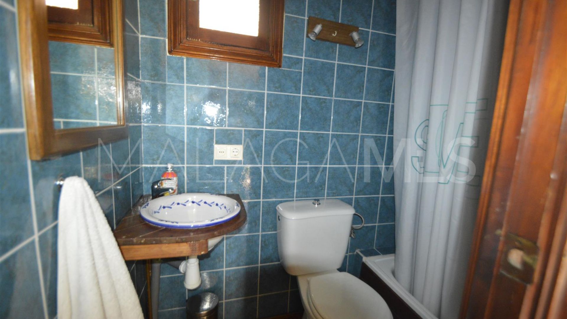 Villa for sale in Artola