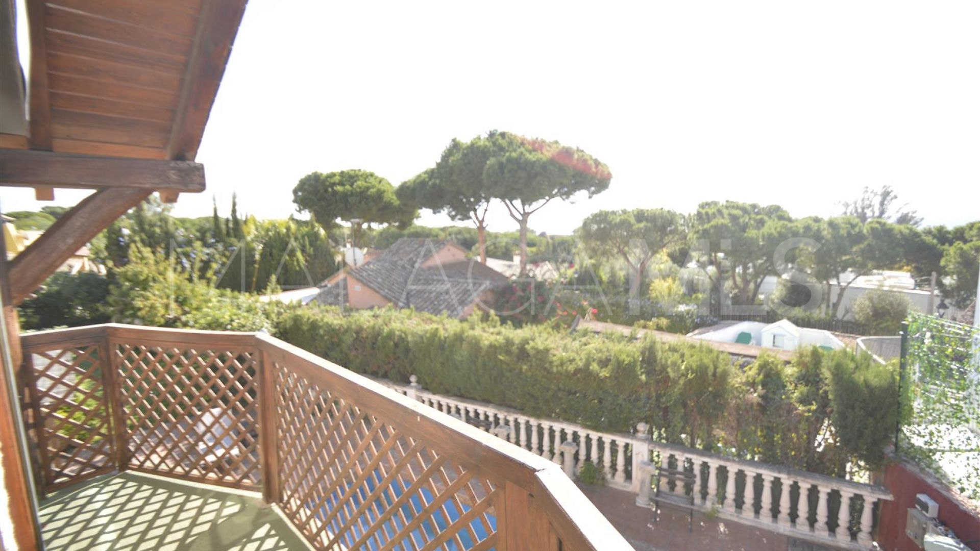 Villa for sale in Artola