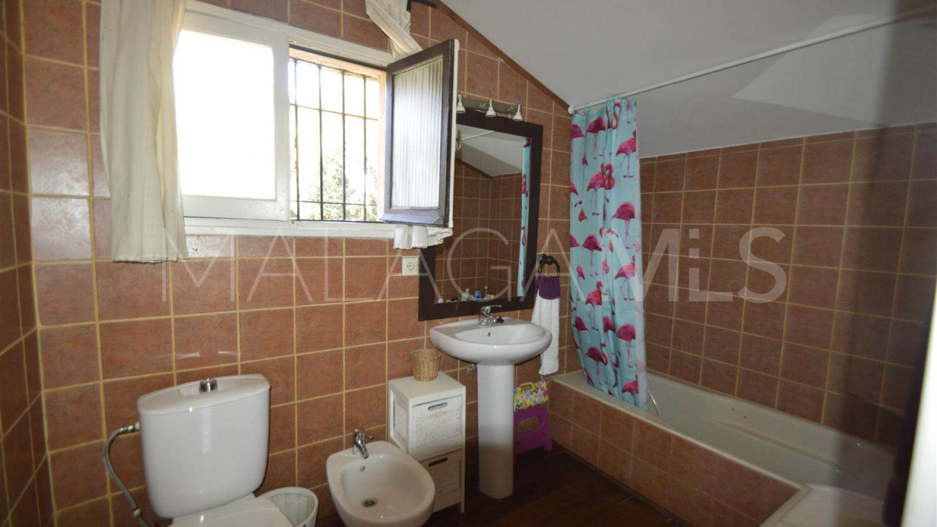 Villa for sale in Artola