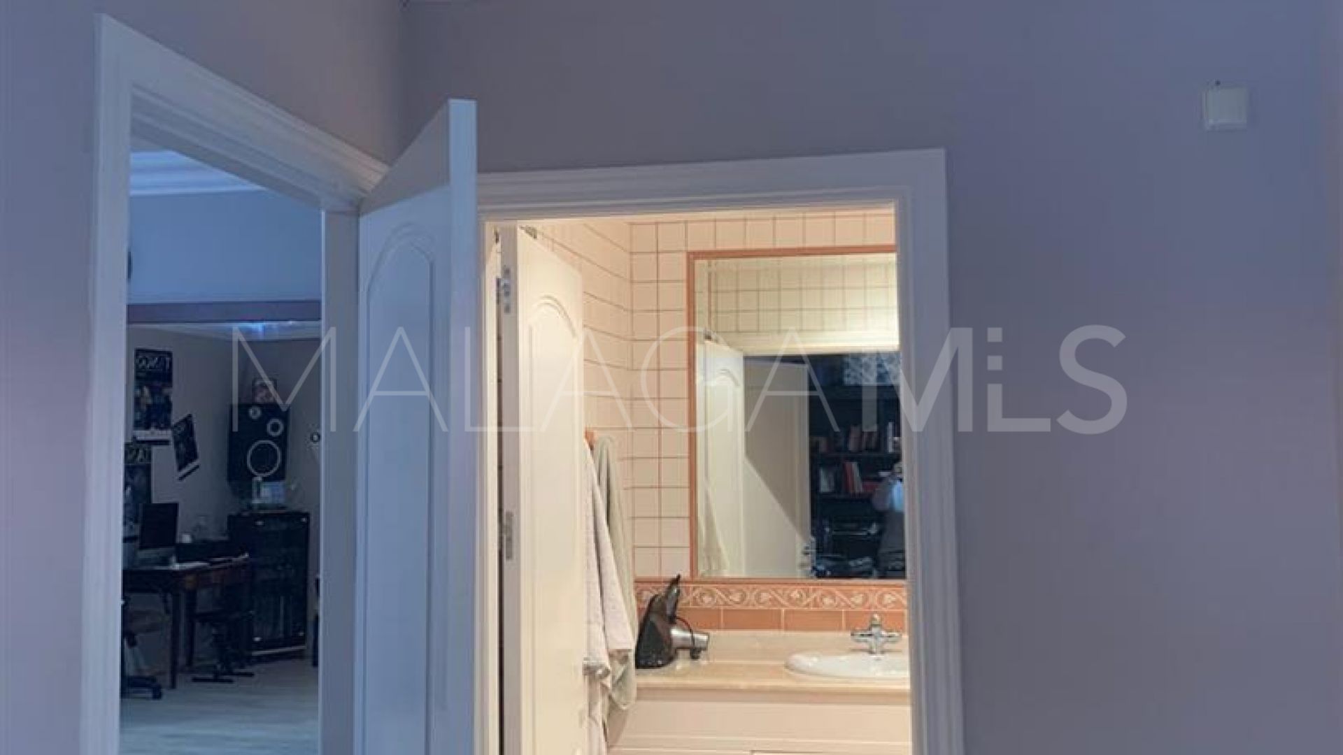 4 bedrooms villa in Nueva Andalucia for sale