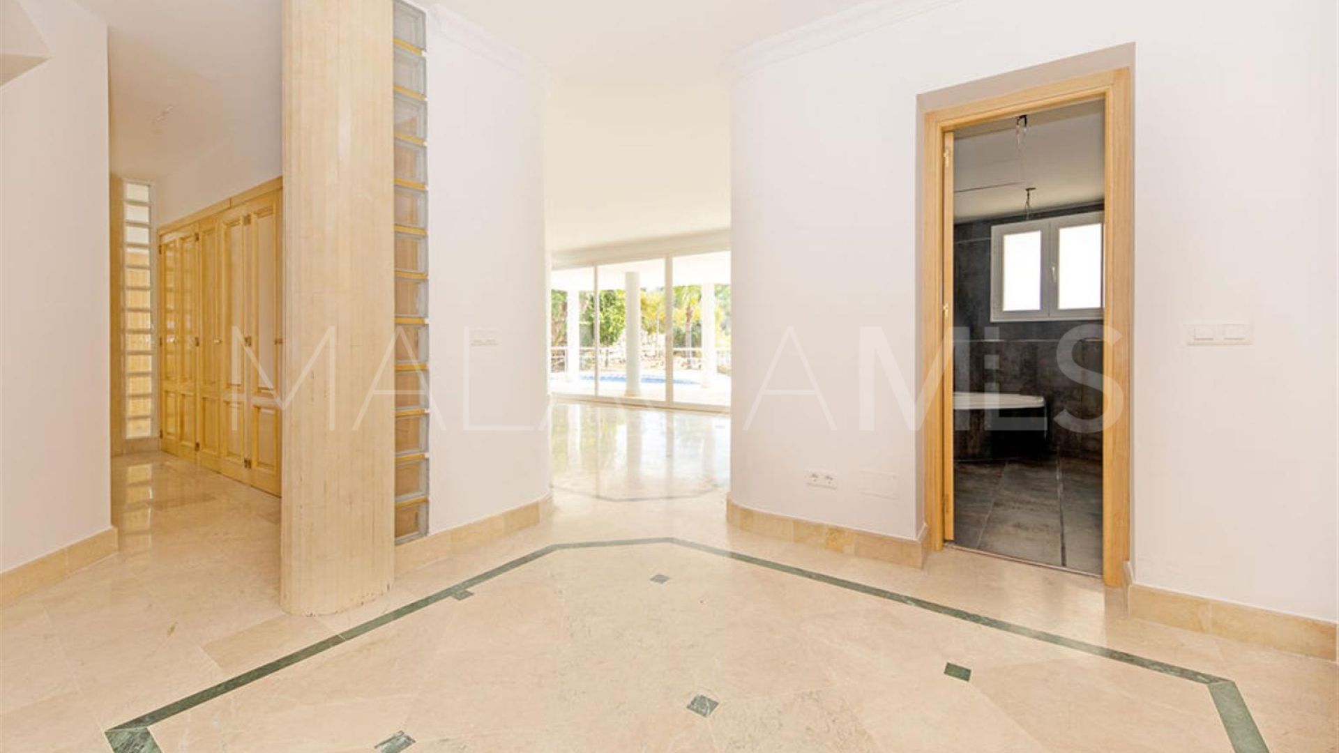 Villa with 5 bedrooms for sale in Puerto del Almendro