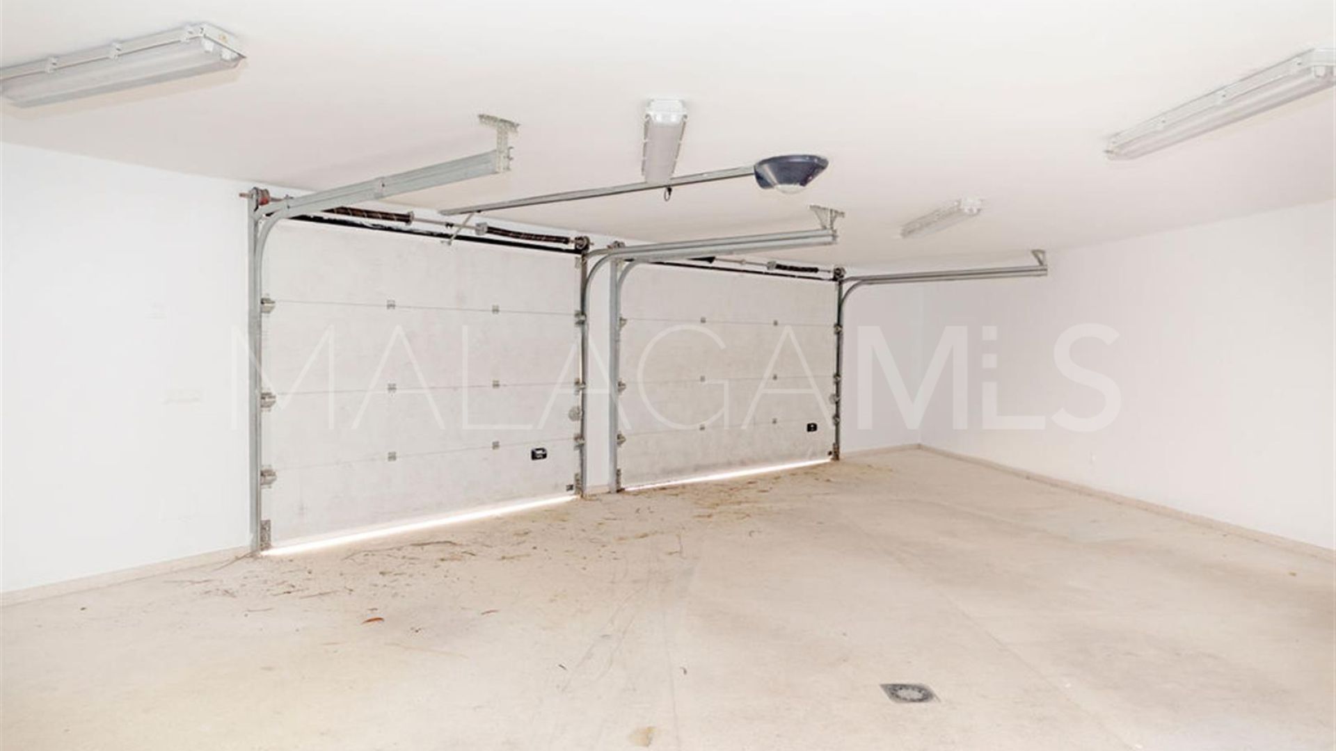 Villa with 5 bedrooms for sale in Puerto del Almendro