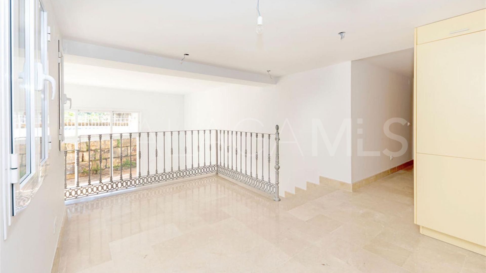 Villa with 5 bedrooms for sale in Puerto del Almendro