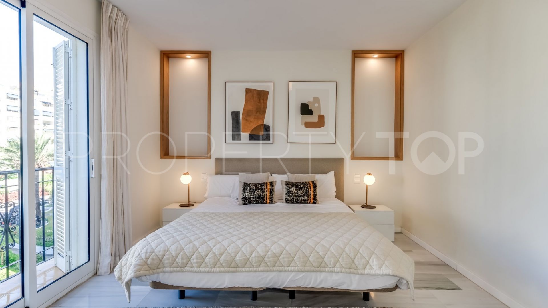 Apartamento a la venta con 2 dormitorios en Playas del Duque
