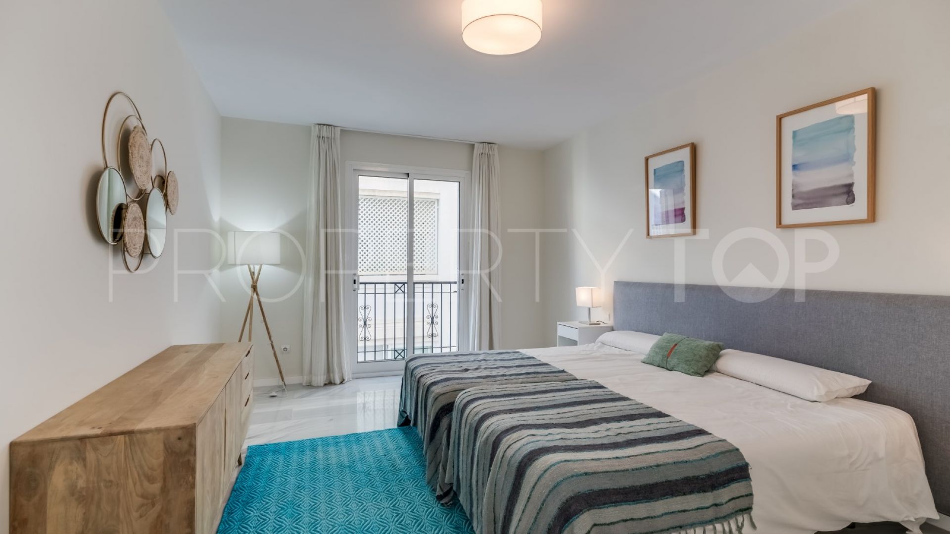 Apartamento a la venta con 2 dormitorios en Playas del Duque