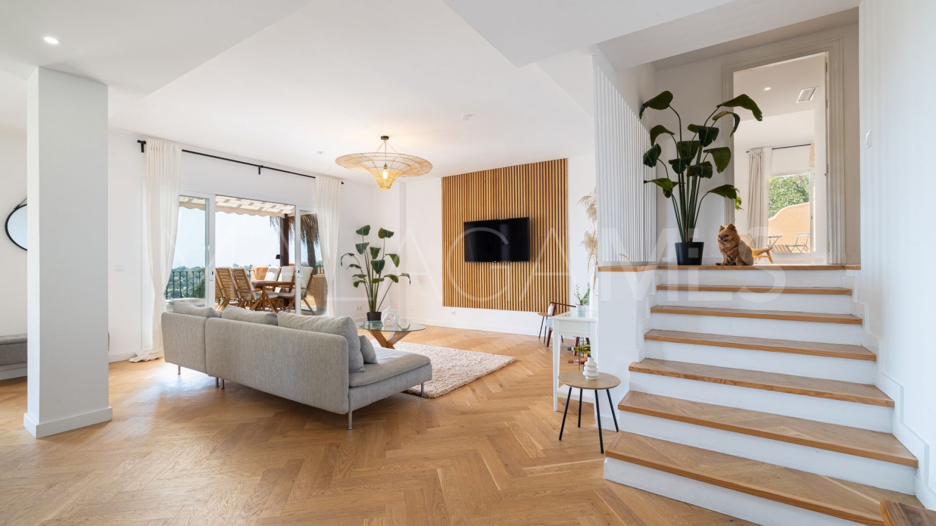 Duplex penthouse with 3 bedrooms for sale in Les Belvederes