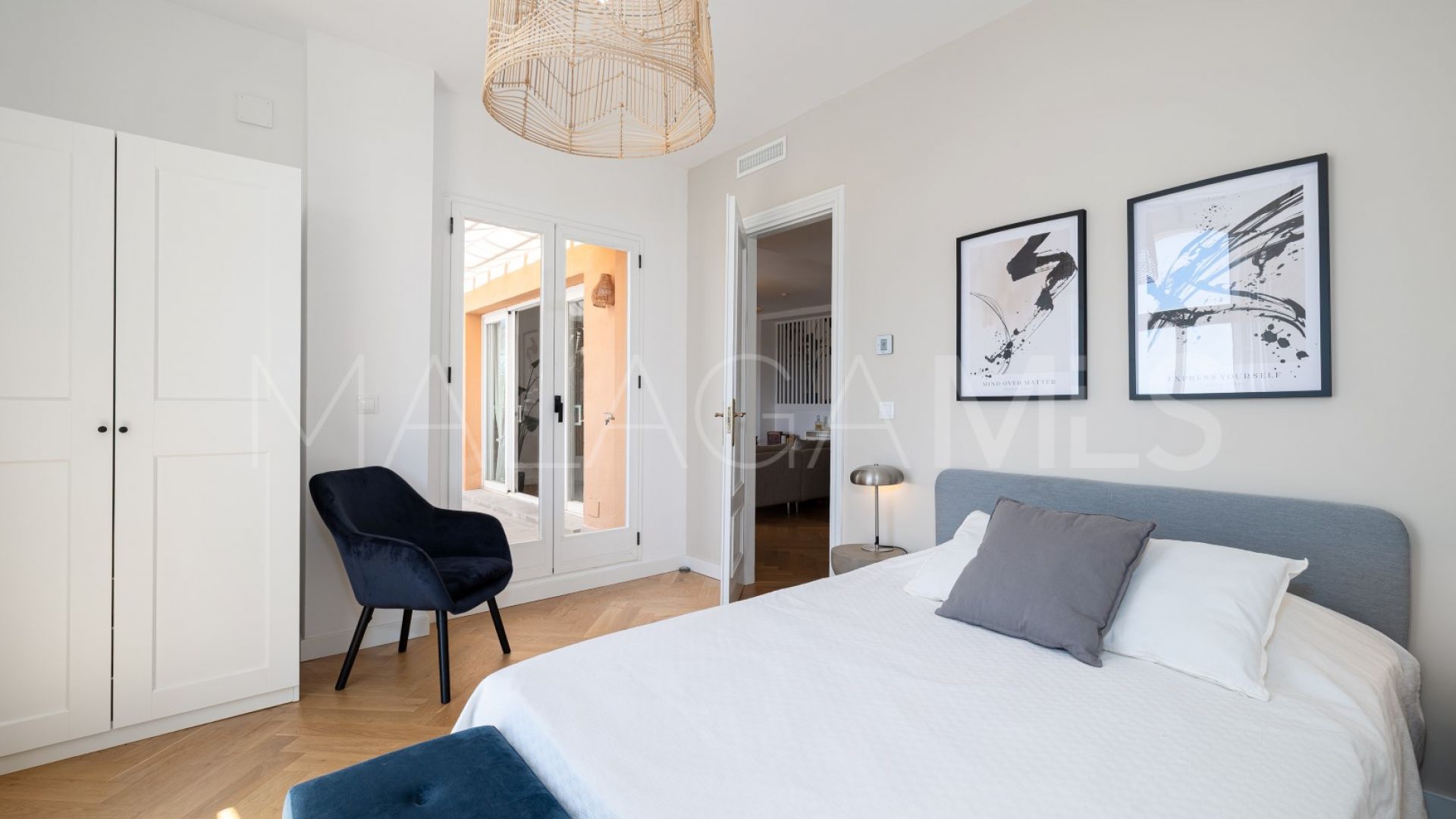 Duplex penthouse with 3 bedrooms for sale in Les Belvederes