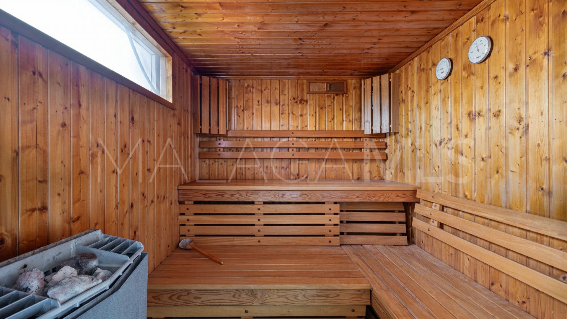 Duplex penthouse with 3 bedrooms for sale in Les Belvederes