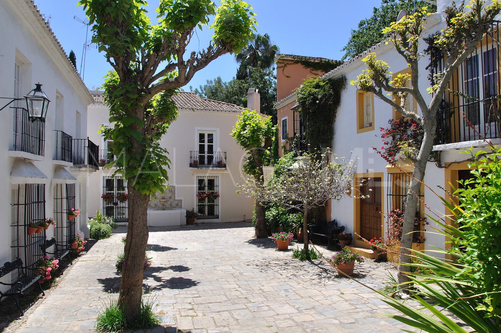 Hus i byn for sale in Marbella City