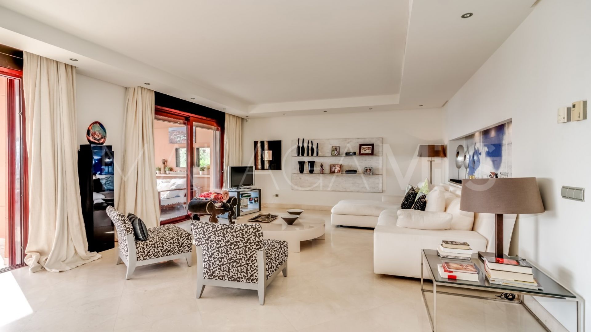 Duplex penthouse for sale in Malibu