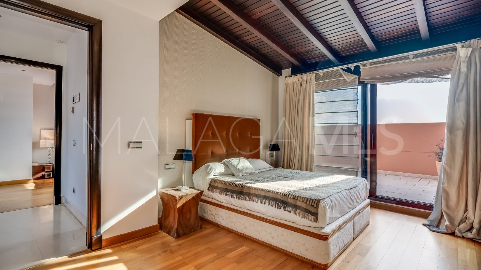 Duplex penthouse for sale in Malibu