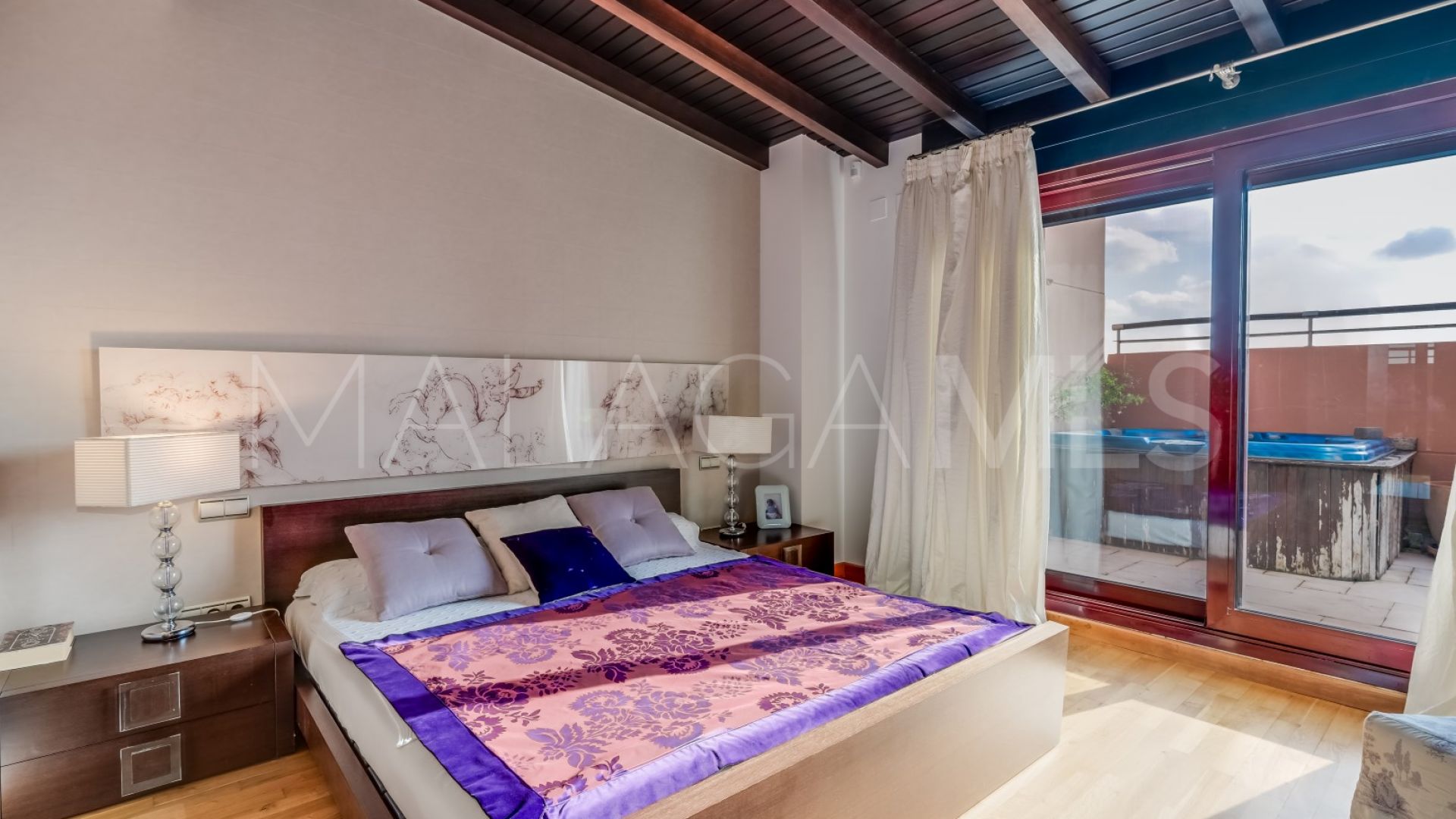 Duplex penthouse for sale in Malibu